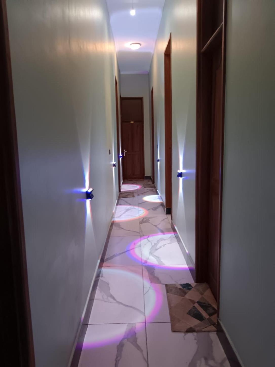 Hba Lodge Kahama Ngoại thất bức ảnh