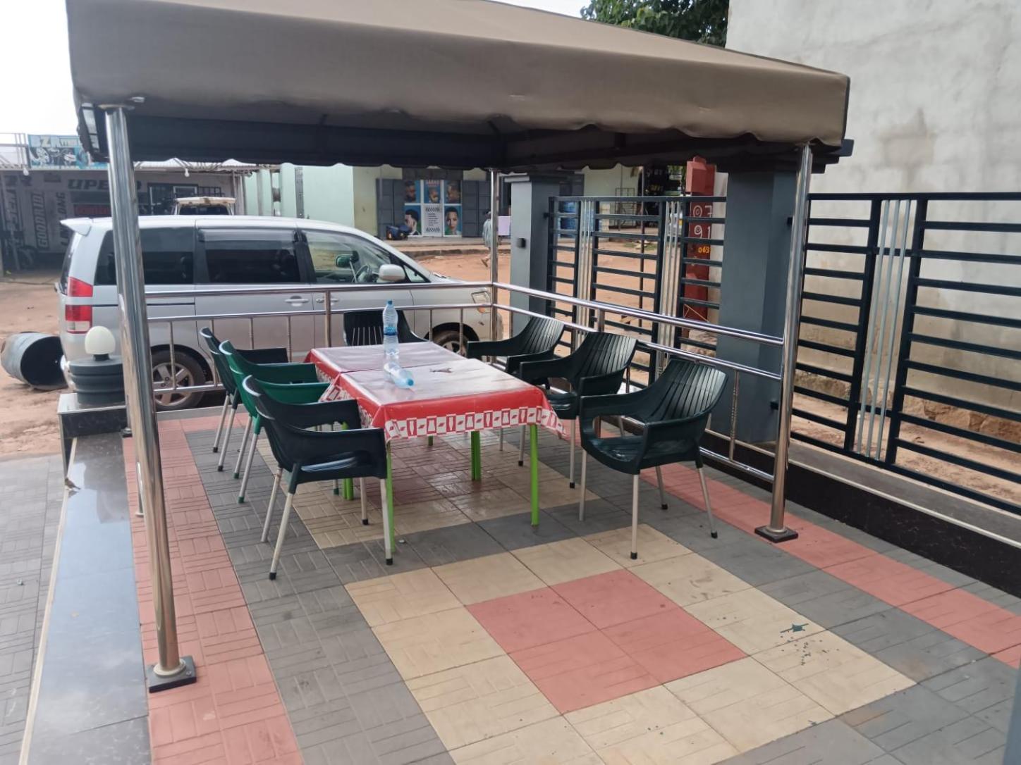 Hba Lodge Kahama Ngoại thất bức ảnh